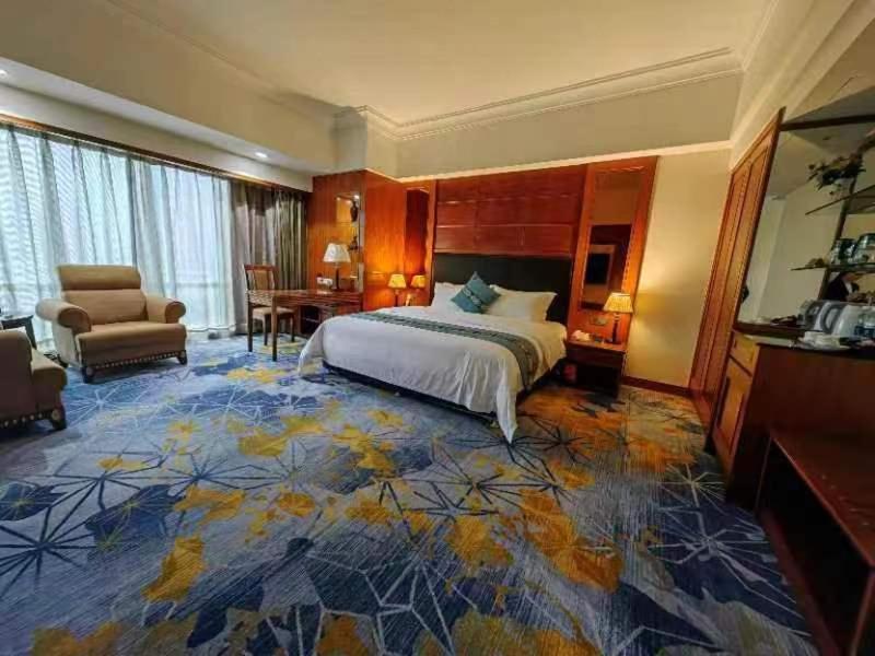 Gladden Hotel ג'יאנגמן מראה חיצוני תמונה