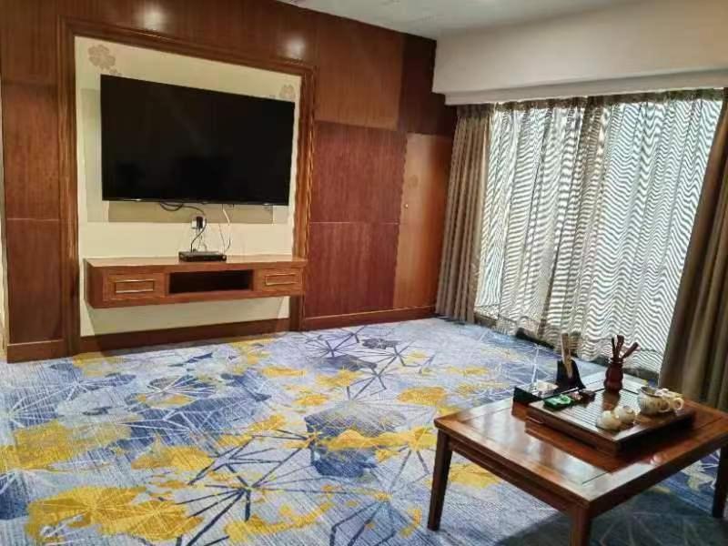 Gladden Hotel ג'יאנגמן מראה חיצוני תמונה