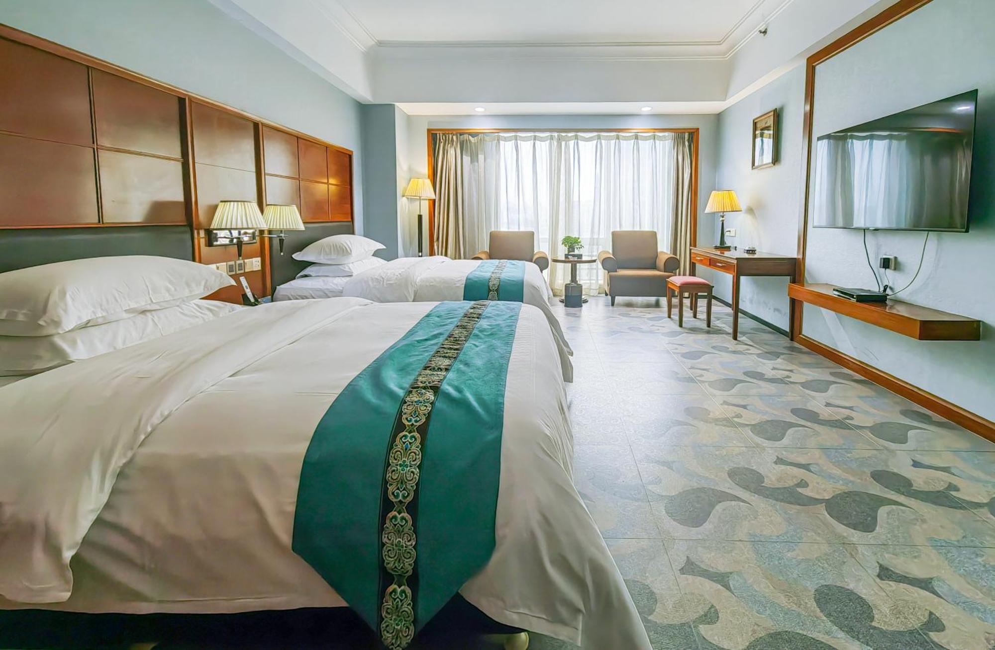 Gladden Hotel ג'יאנגמן מראה חיצוני תמונה