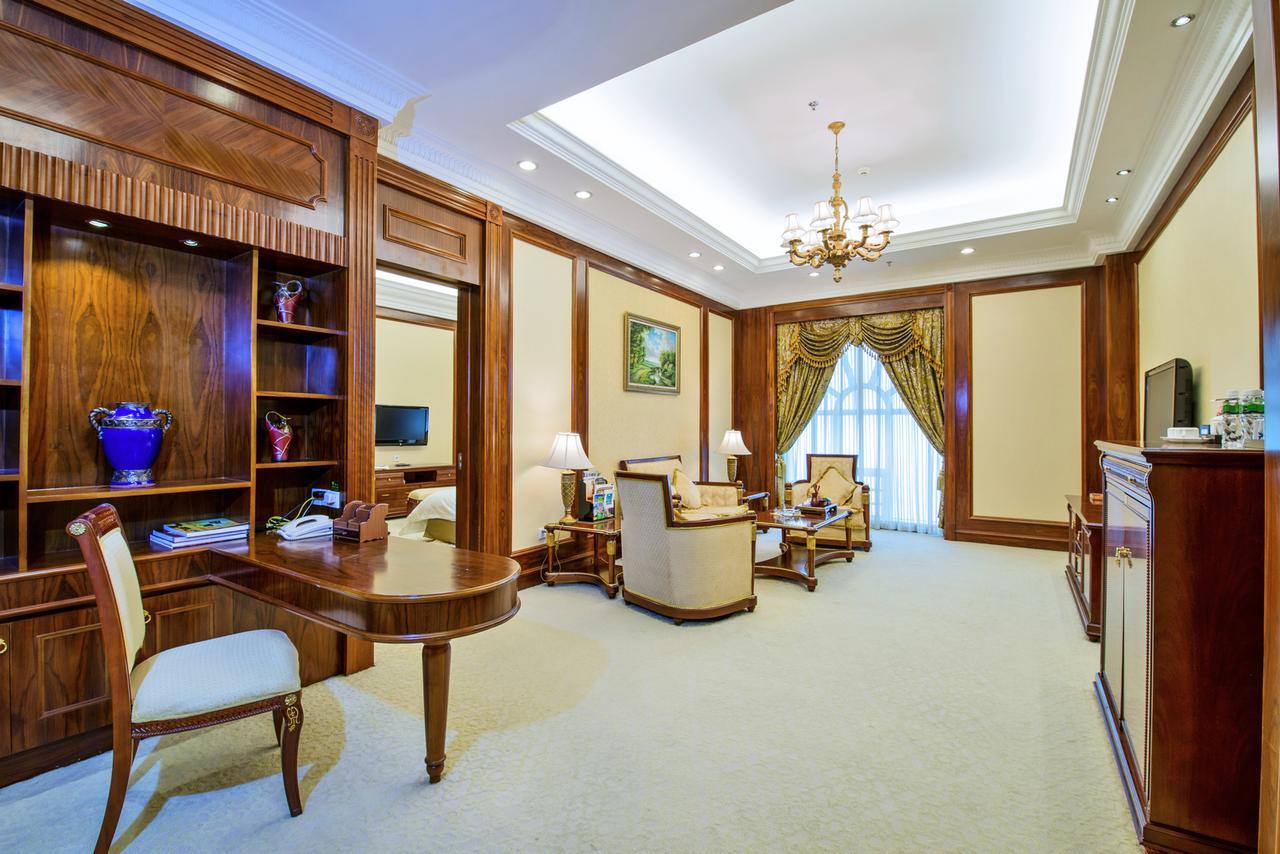 Gladden Hotel ג'יאנגמן מראה חיצוני תמונה