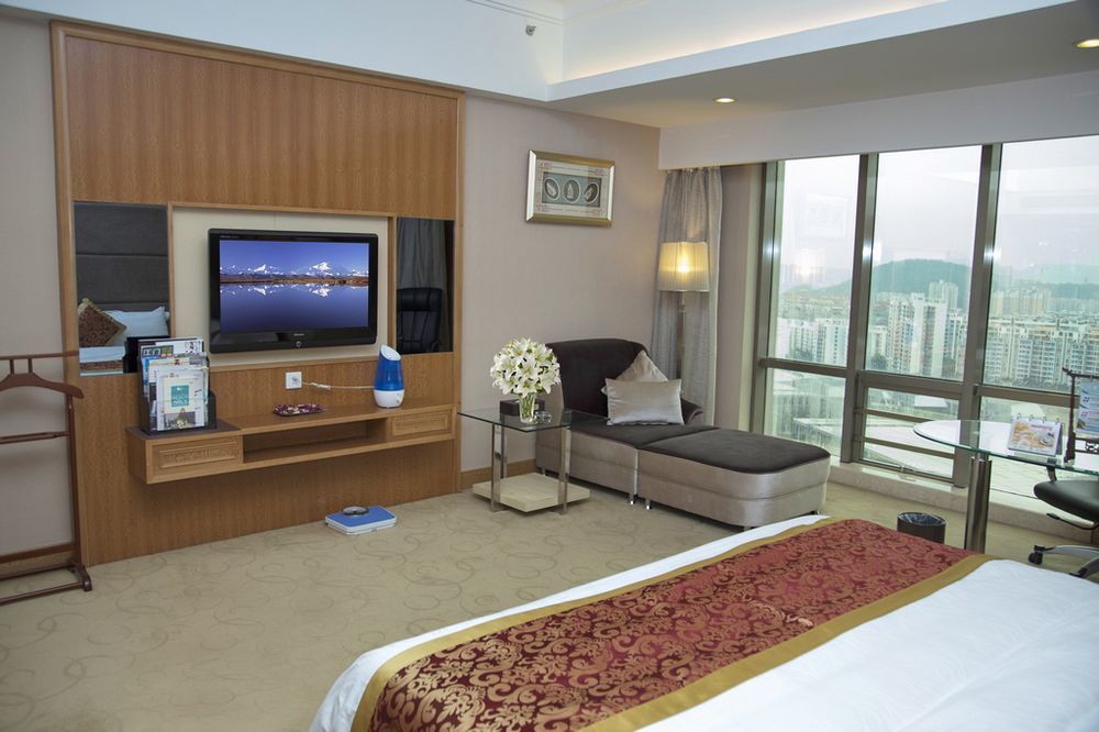 Gladden Hotel ג'יאנגמן מראה חיצוני תמונה