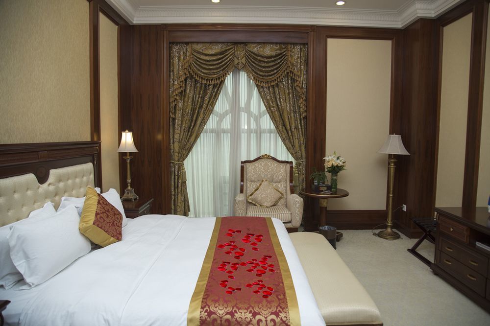 Gladden Hotel ג'יאנגמן מראה חיצוני תמונה