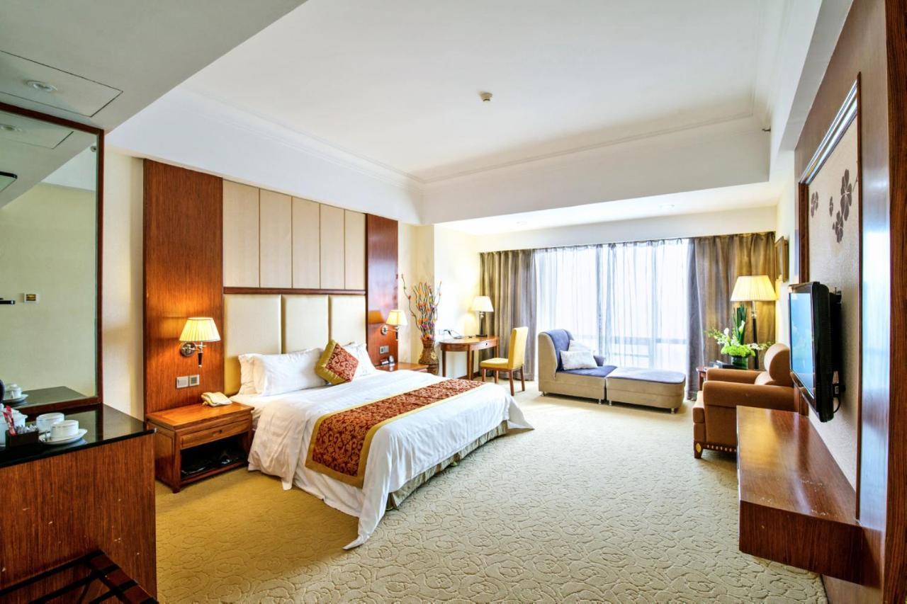 Gladden Hotel ג'יאנגמן מראה חיצוני תמונה