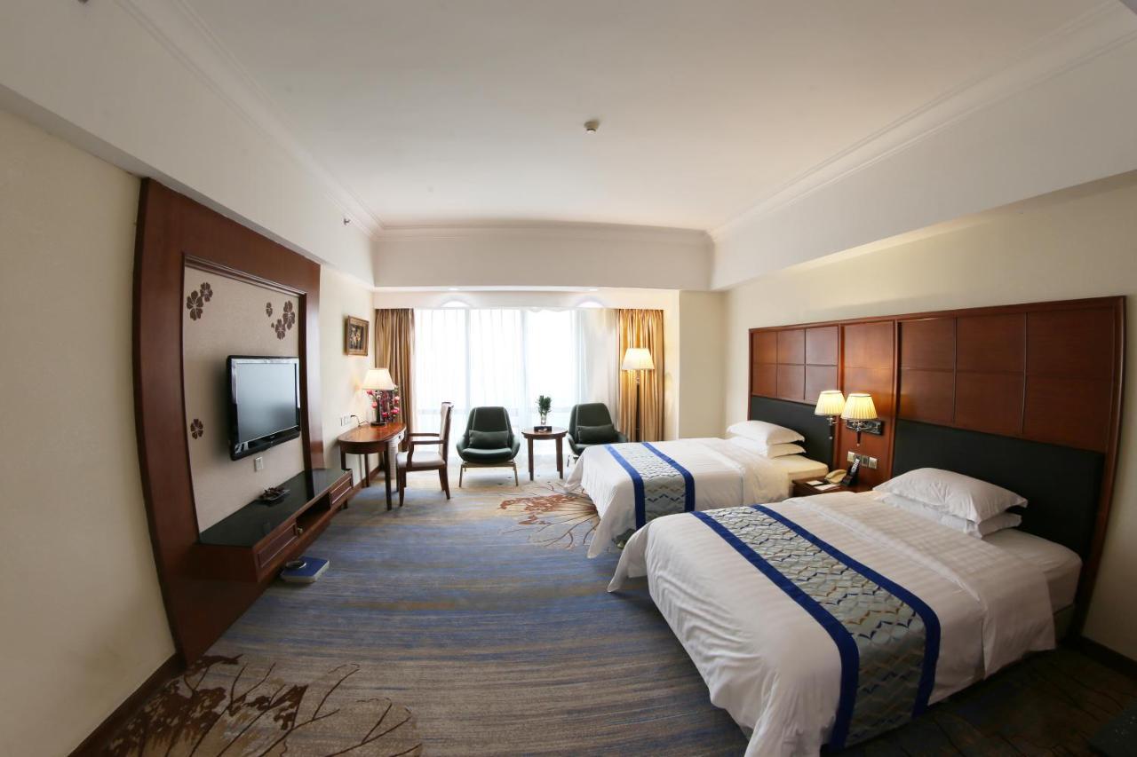 Gladden Hotel ג'יאנגמן מראה חיצוני תמונה