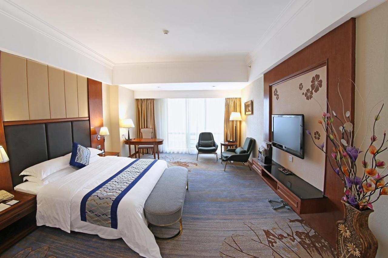 Gladden Hotel ג'יאנגמן מראה חיצוני תמונה
